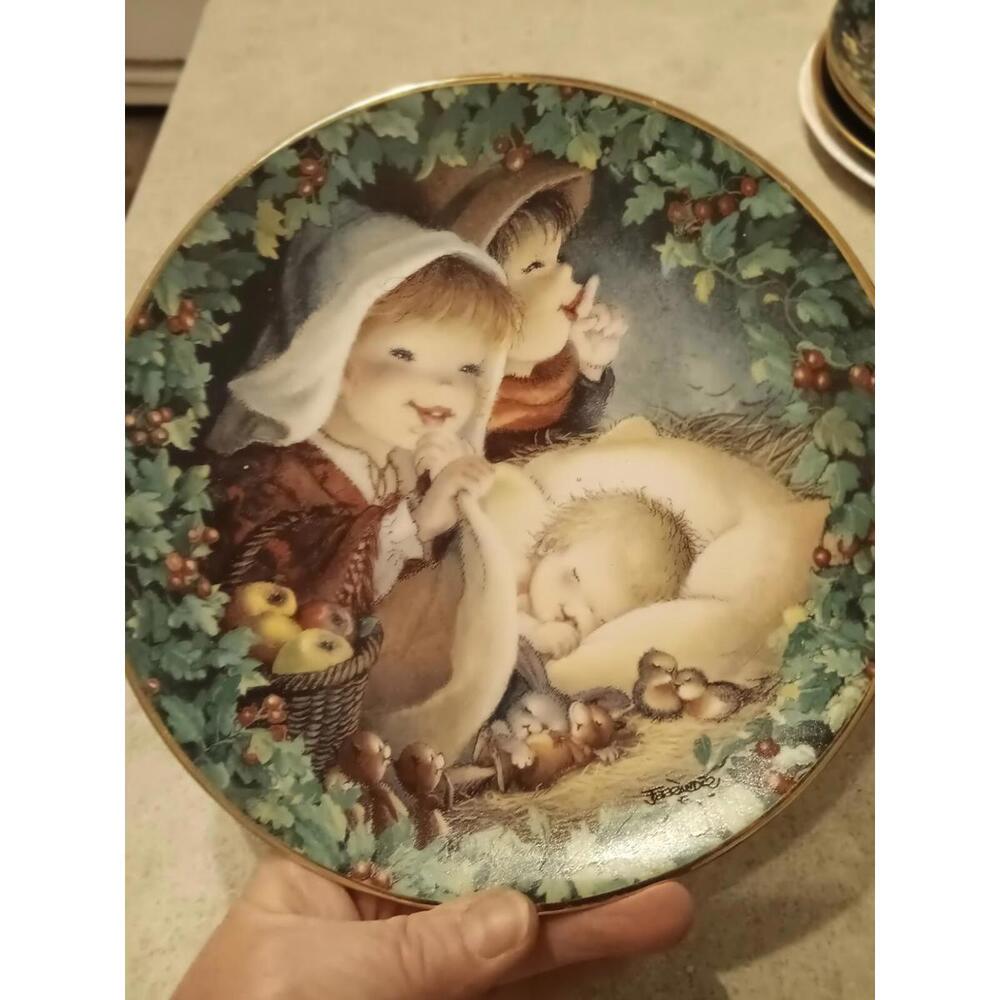 A Child's Christmas by Ferrandiz Asleep in the Hay Hamilton Collection Plate 95